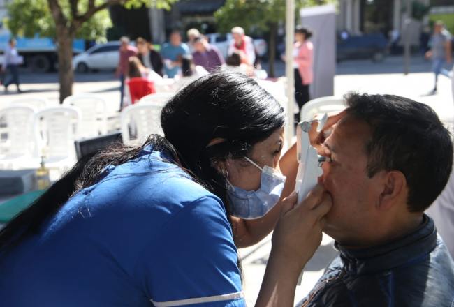 Campa A De Prevenci N Del Glaucoma En Plaza Independencia