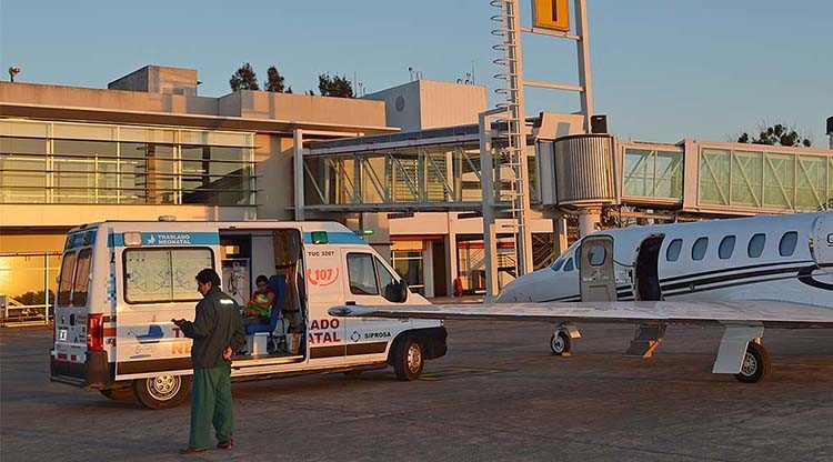 El avión sanitario realizó dos nuevos traslados a Buenos Aires