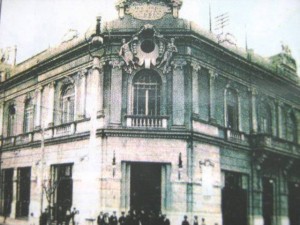 Teatro Alberdi (Salta y Jujuy). Construido por los hermanos italianos Miguel y Filandro Genovesi. 1912