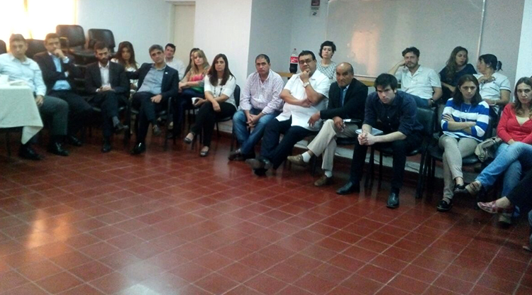 Nueva reunión para ganarle terreno a las adicciones