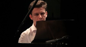 thumbnail_Raman Kamisarau