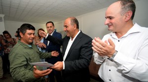 manzur-entrega-microemprendimientos-alderetes (1)