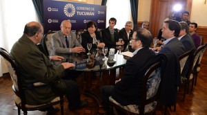 el gobernador manzur con la produccion 05