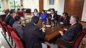 Jaldo con concejales de Lules