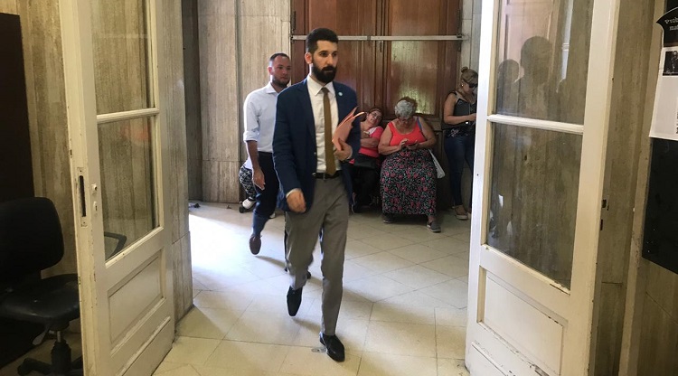 Educación denunció en la Justicia venta de tÃtulos apócrifos