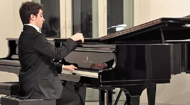 Pianista Raúl Canosa