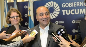 el gobernador manzur con jetsmar 02 (2)