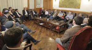 Manzur en cena homenaje por Asamblea Rabinica 020