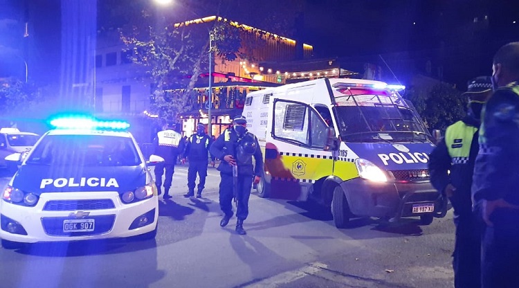 La Policía suma operativos y controles las 24 horas
