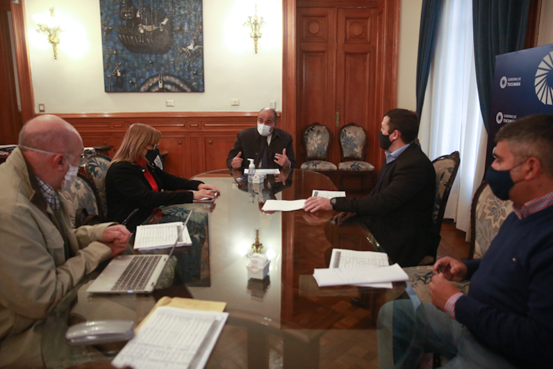 Presentaron a Manzur el plan de obras para la provincia