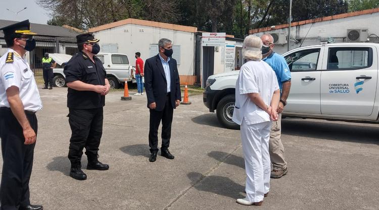 Realizaron hisopados rápidos a efectivos policiales