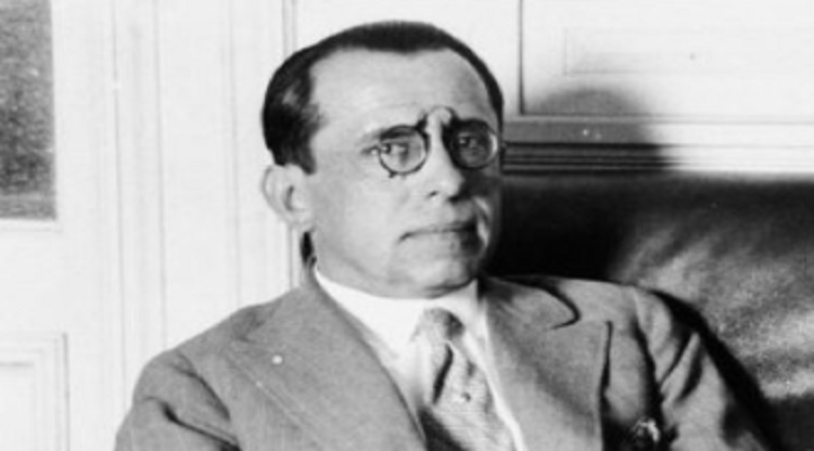 Archivo Histórico: Recuerdan la creación de la Facultad de Derecho