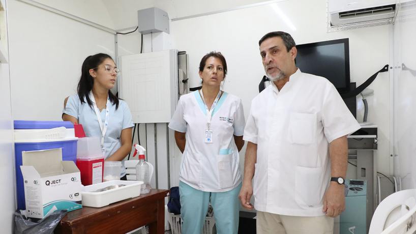 Minister of Public Health, Luis Medina Ruiz, Urges Population to Complete Covid Vaccination Calendar at Caja Popular de Ahorros Sidewalk Trailer