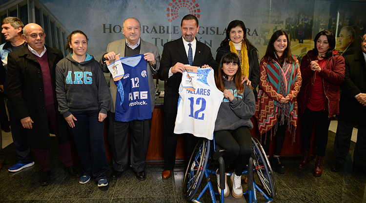 Reconocen a la selecciÃ³n argentina femenina de bÃ¡squet Adaptado