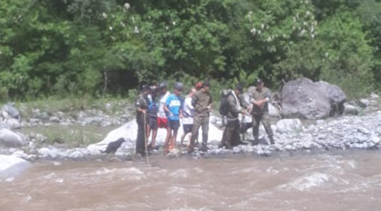 Rescataron a diez personas extraviadas en Anfama 5 rescate anfama