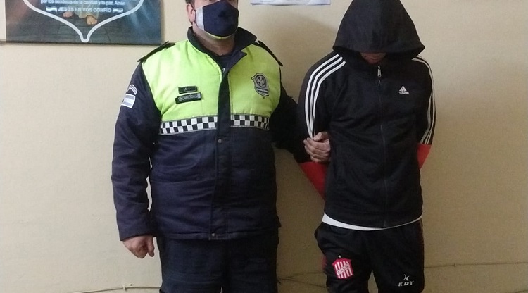 Atrapan a un motociclista armado en la zona del Parque 9 de Julio