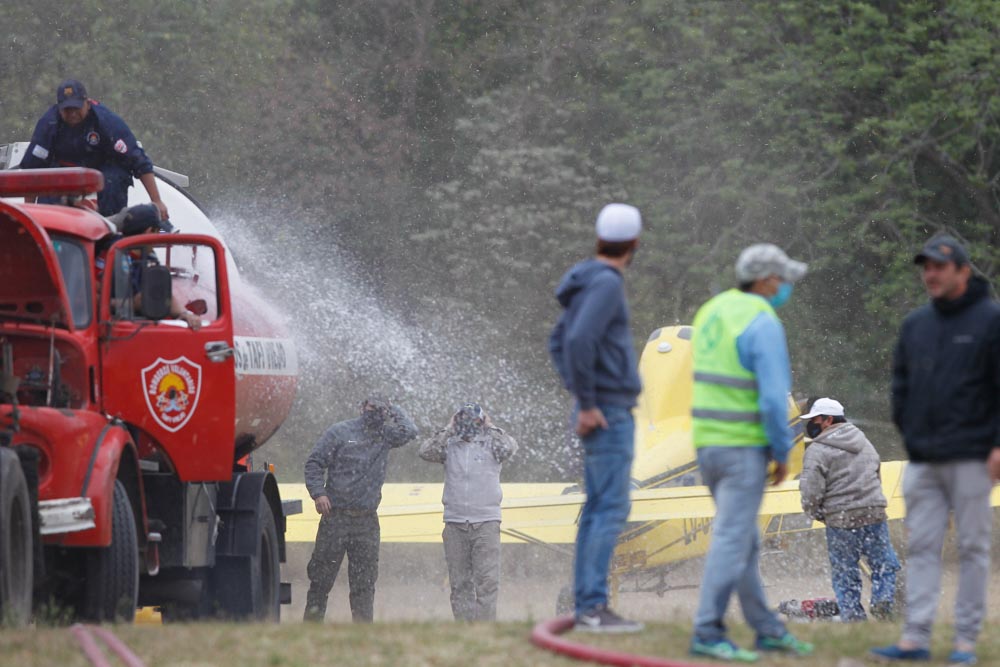 Silvia Perez en el Aeroclub por incendios en San Javier-09